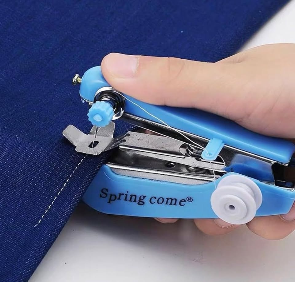 Handheld Portable Sewing Machine (NEW) - photo 5