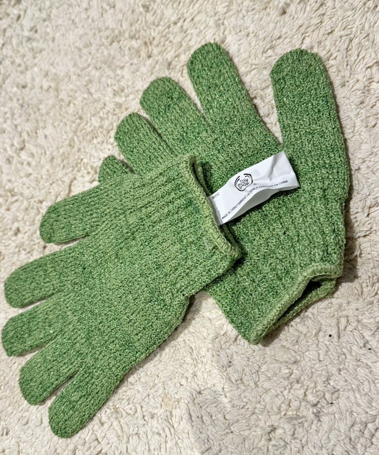 Bath Scrub Bundle (Gloves + Back Scrubber) - New