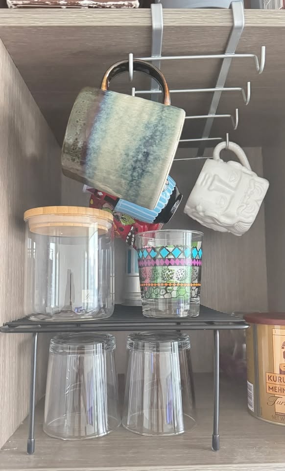 Kitchen Cabinet Organizer Bundle – Mug Rack, Shelf Risers & Cup - photo 2