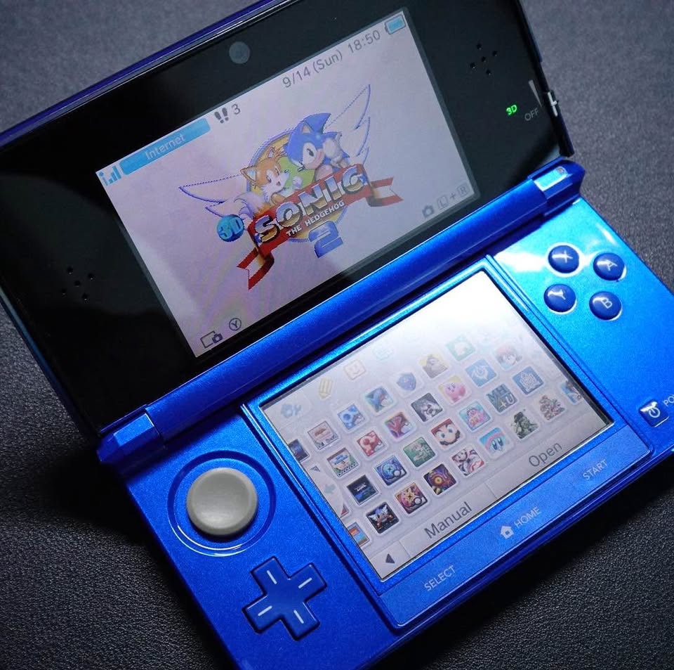 Nintendo 3DS - Blue (Condition 8.5/10) - photo 4