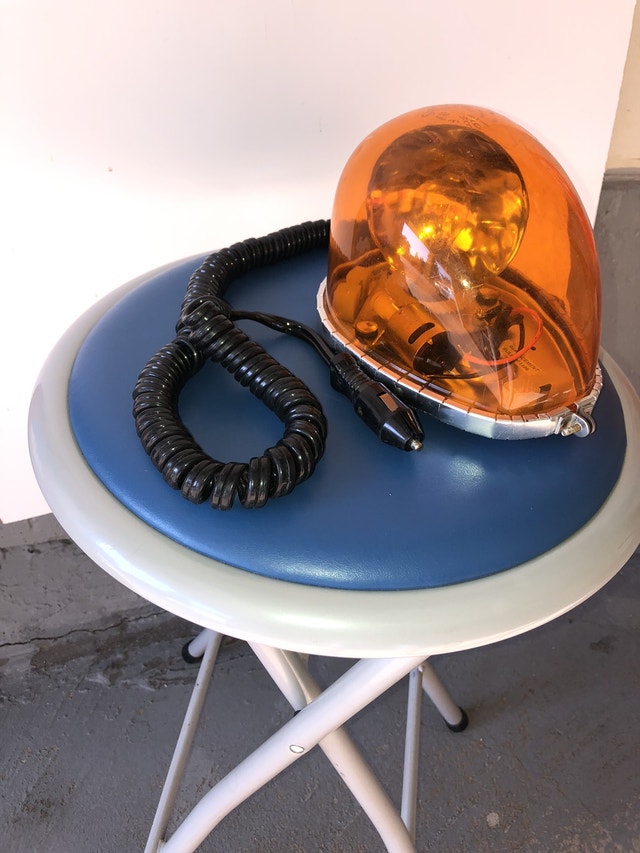 Amber Car Rotating Light with Roof Magnets - photo 4