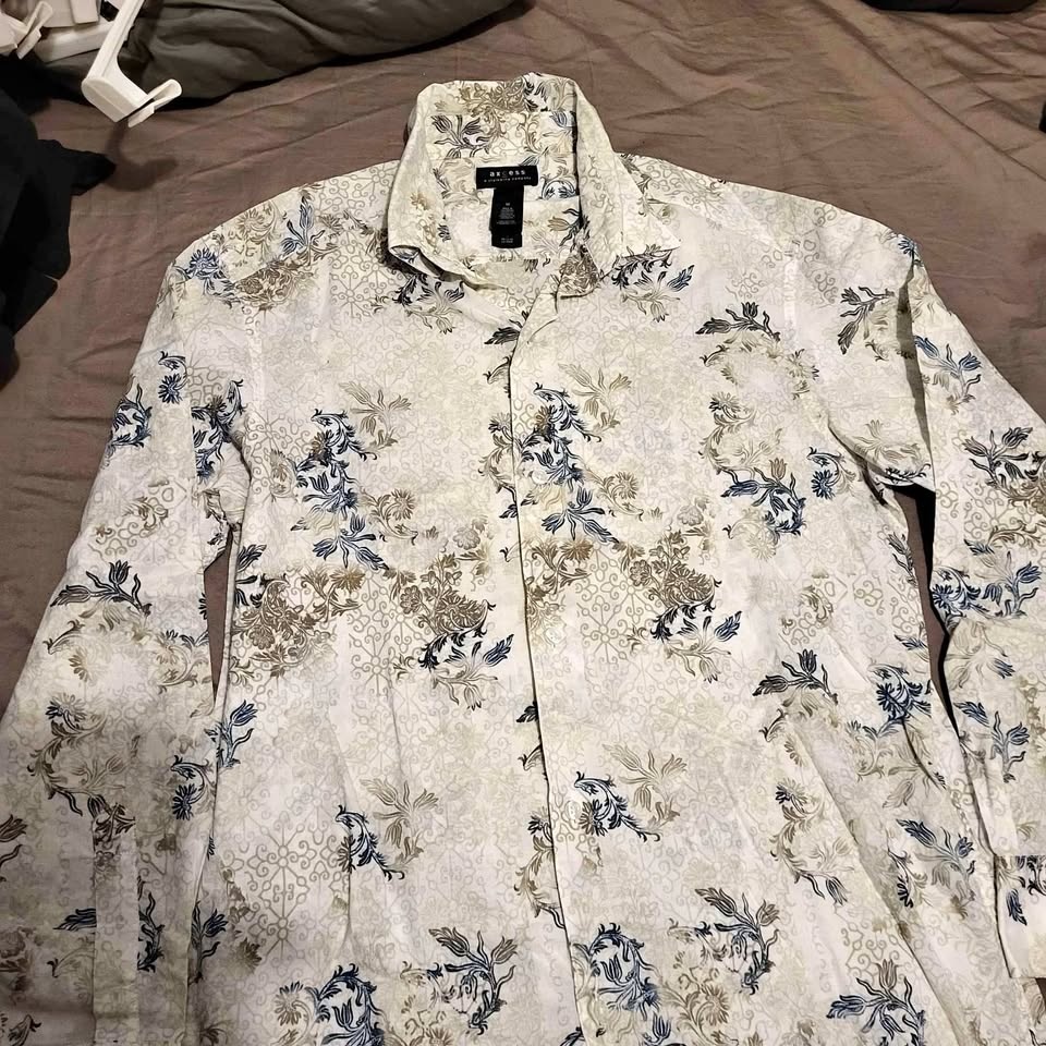Axcess Medium Dress Shirt $15