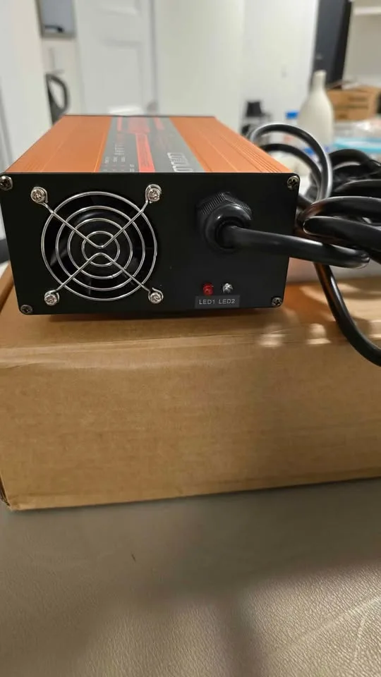 Lithium Battery Charger for Golf Cart image indicator(2)