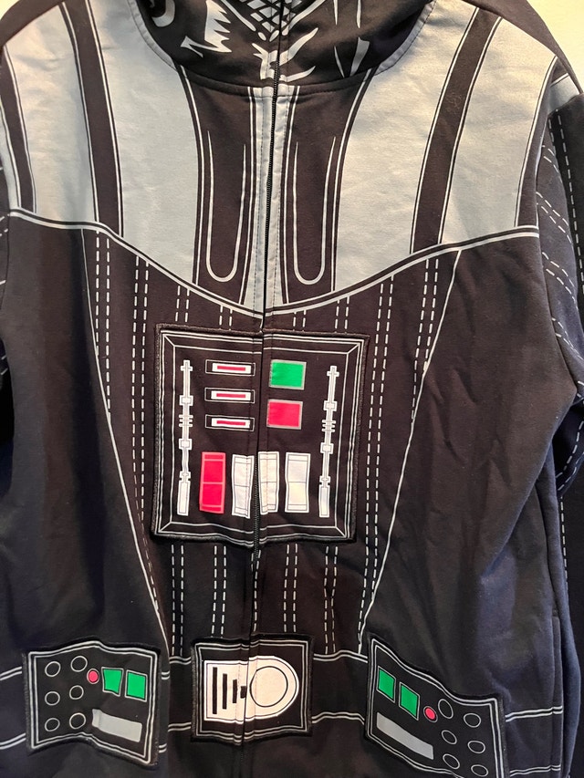 Star Wars Darth Vader Hoodie - Adult Medium - photo 3