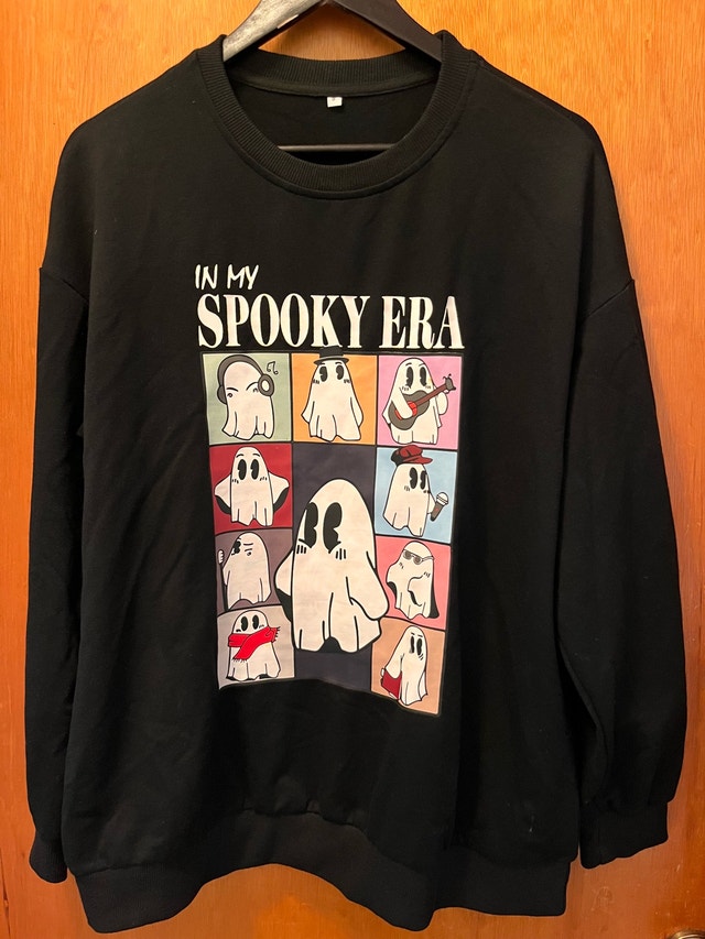 NEW - My Spooky Era Graphic Crewneck Sweatshirt Oversize Small - photo 2