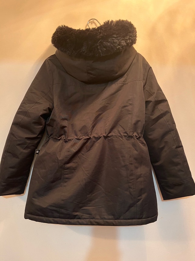 Brand NEW Storm Mountain Premium Winter Jacket Women Medium Size - photo 2