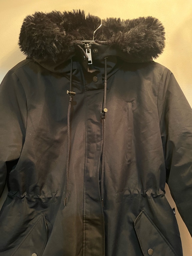 Brand NEW Storm Mountain Premium Winter Jacket Women Medium Size - photo 4