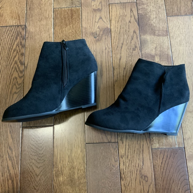 Brand NEW Black Wedge Booties Women Shoes Size 42