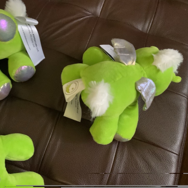 NEW $7 Squeeze with Love 8” Green Unicorn Plush Toy - photo 4