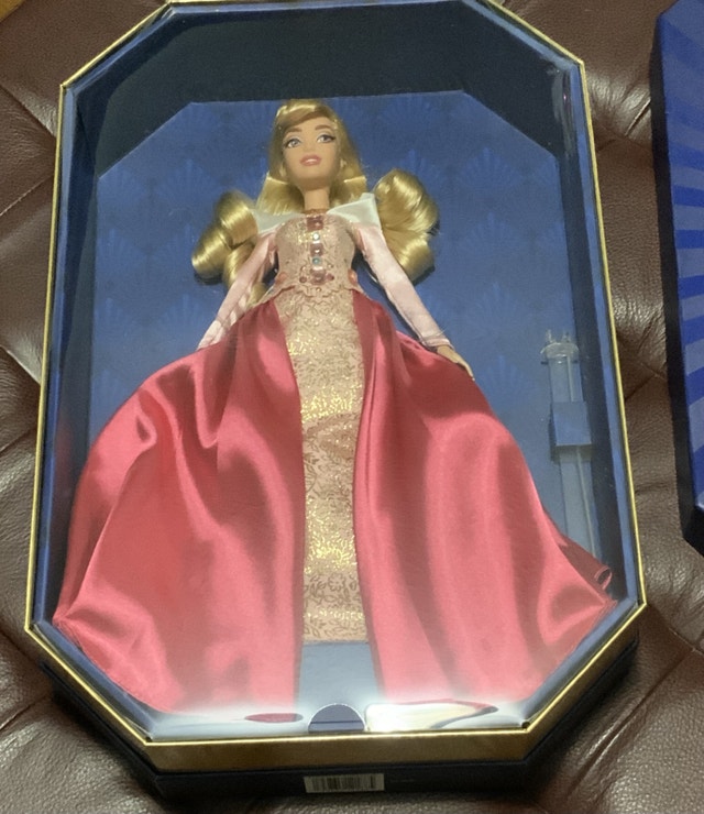 Brand NEW Disney Aurora Doll Radiance Collection Sleeping Beauty - photo 5