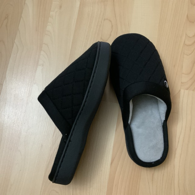 Brand NEW Slippers Plush Quilted Size 42-43 (US 9-10) - photo 3