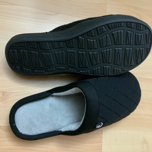 Brand NEW Slippers Plush Quilted Size 42-43 (US 9-10) - photo 4