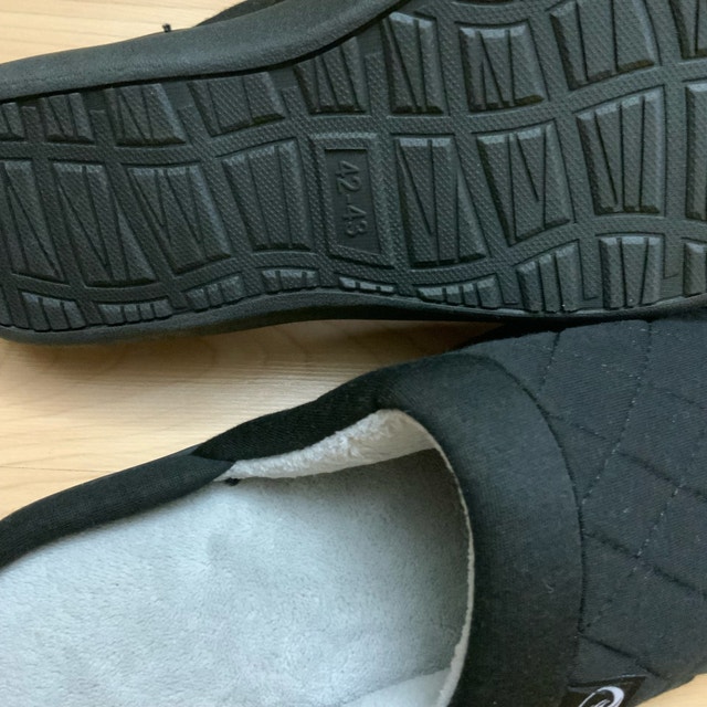 Brand NEW Slippers Plush Quilted Size 42-43 (US 9-10) - photo 5