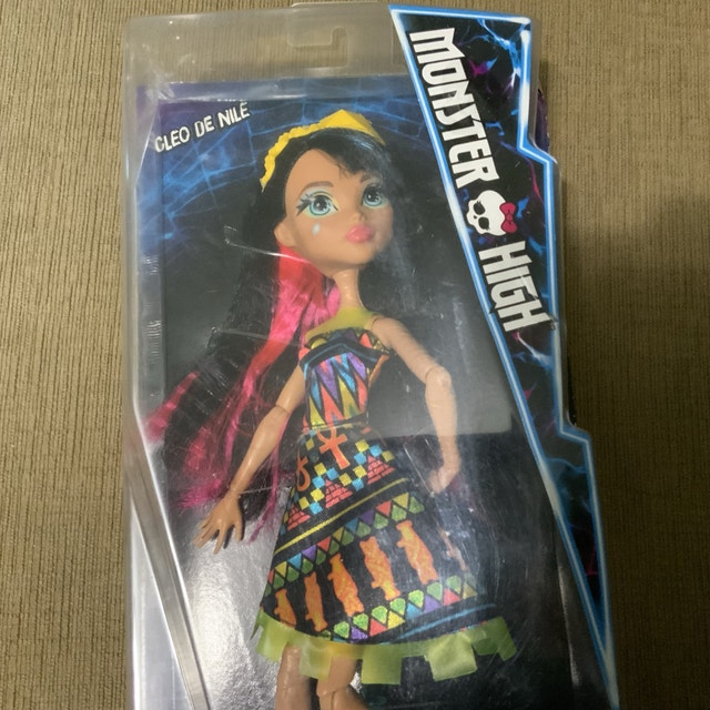 Monster High Cleo De Nile Electrified Doll - photo 2