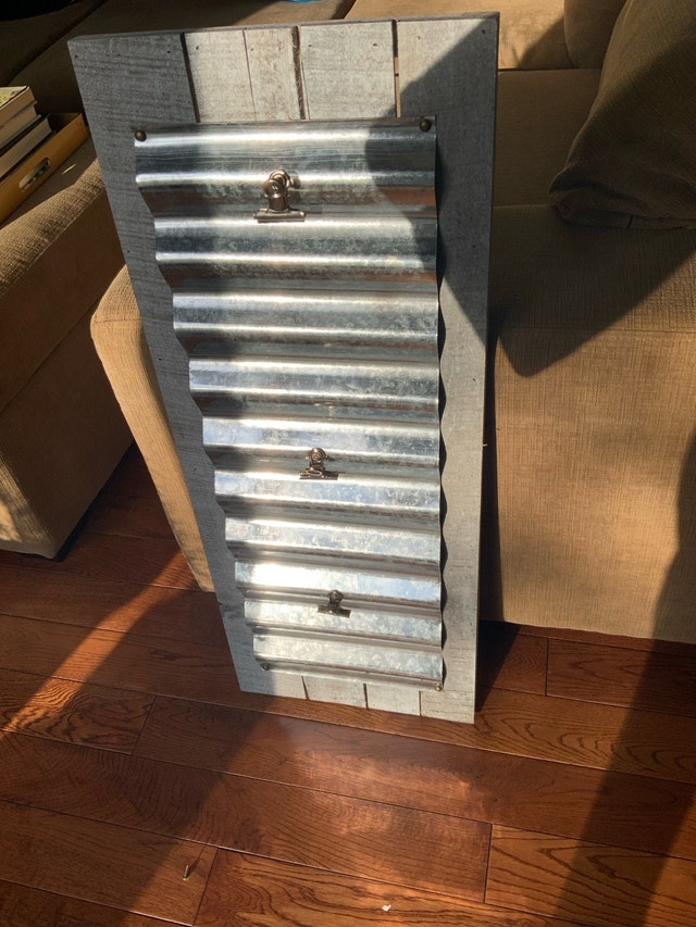 NEW Rustic Metal and Wood Display Board 12"x30" - photo 3