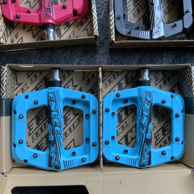 Brand NEW ENLEE Aluminum Alloy Bike Pedals $25 pair - photo 2