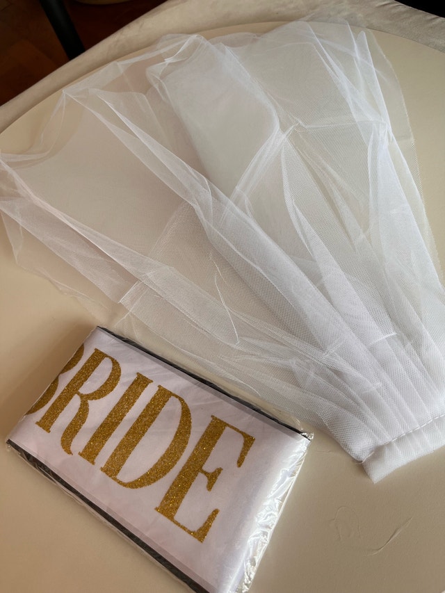 Brand NEW BRIDAL Shower Sashes with Veil Bride Bridesmaid
