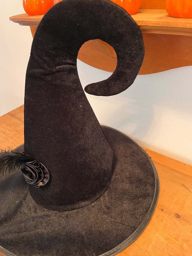 Brand NEW — Chic Black Velvet Witch Hat - photo 2