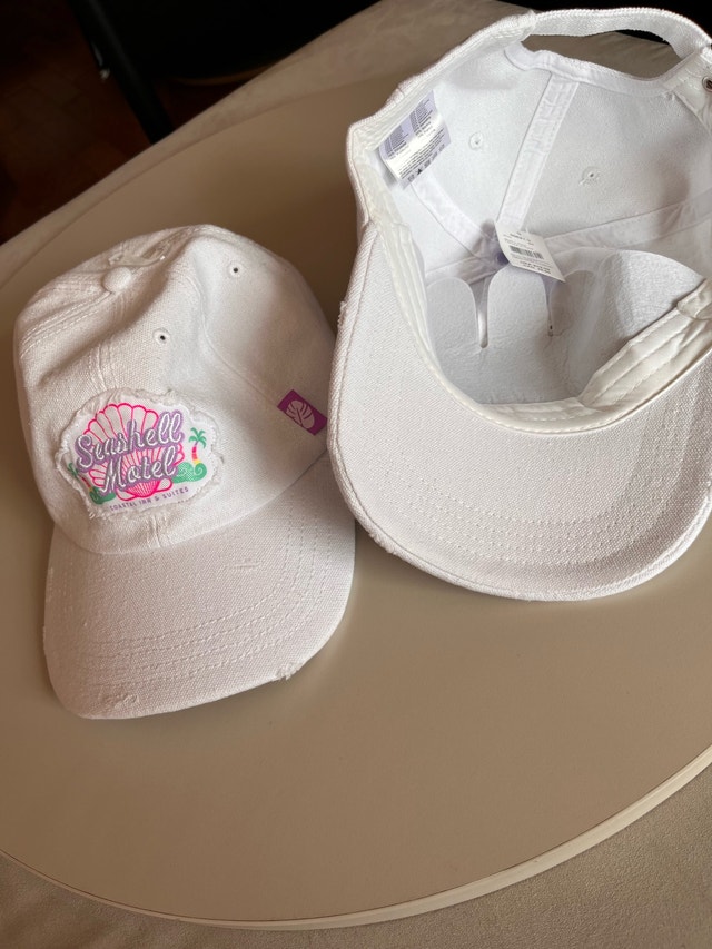 Brand NEW Hats $10 each Seashell Coastal Inn & Suites Hat - photo 2