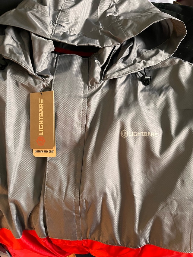 NEW with Tags Light Bare Rain Coat - Medium - photo 3