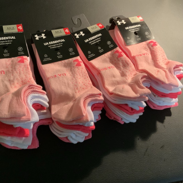 NEW 6-Pack Under Armour Socks  — fits 4.5-7