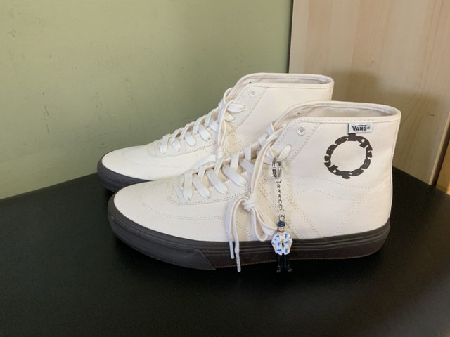 Brand NEW Vans x Krooked Size 11 High Top Sneakers
