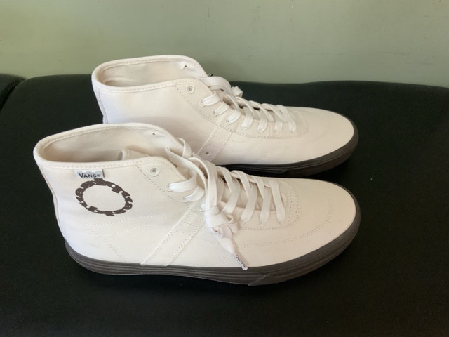 Brand NEW Vans x Krooked Size 11 High Top Sneakers - photo 5