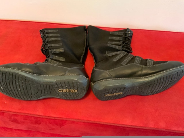 Aetrex Winter Boots — Size 5 Women Boots - photo 2