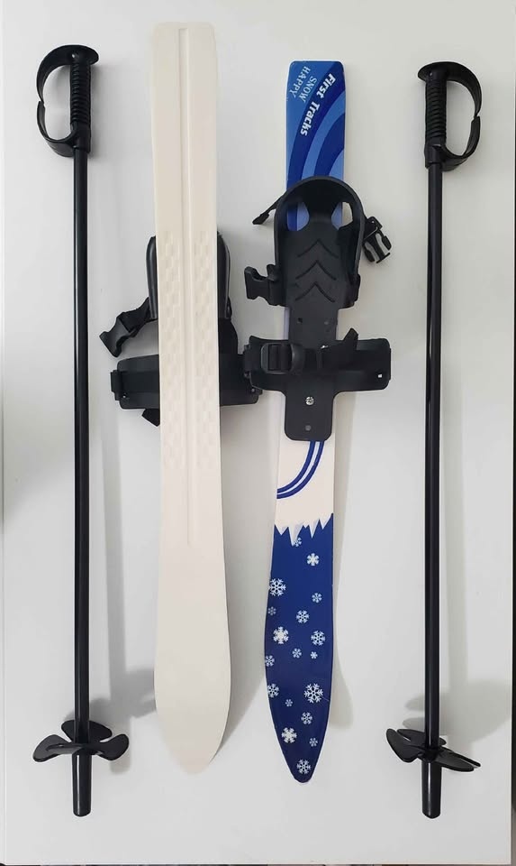 Odoland Kid's Beginner Snow Skis and Poles (Ages 4-) - photo 2