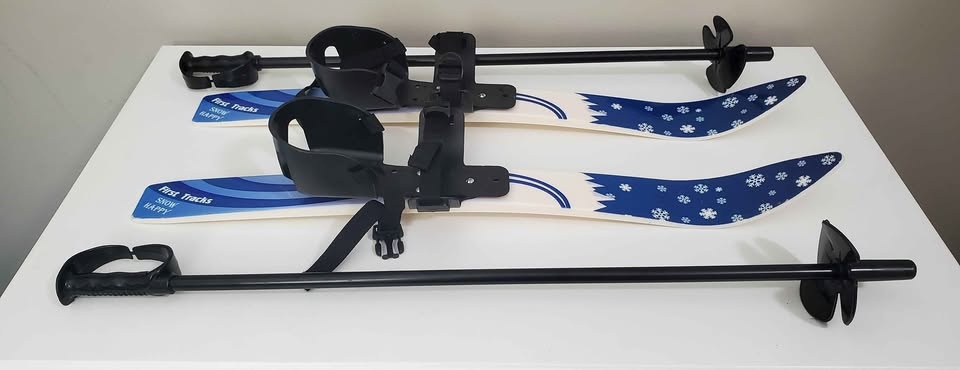 Odoland Kid's Beginner Snow Skis and Poles (Ages 4-) - photo 3