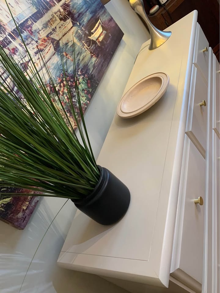 Modern Dresser & Two Nightstands - photo 2
