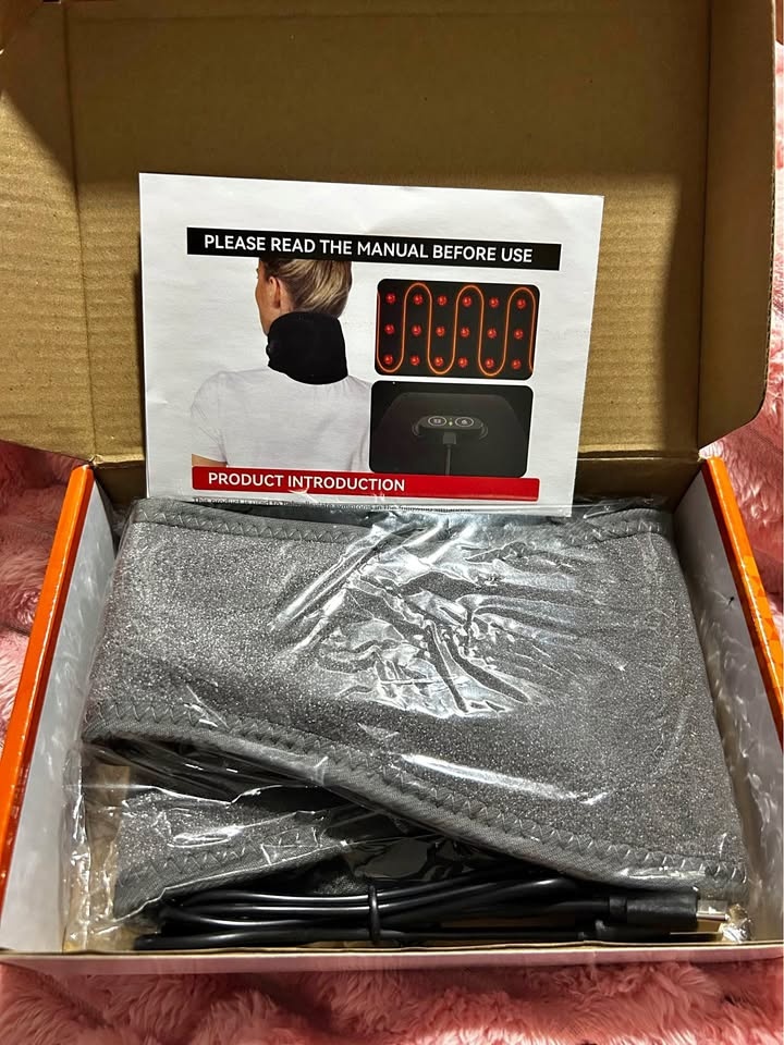 Neck Heating Pad with Vibration, Cordless Heated Scarf