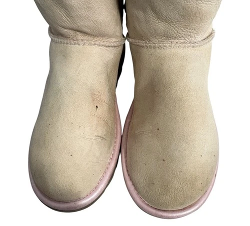 UGG Women's Mini Bailey Bow Baby Pink - Size 7 - photo 5