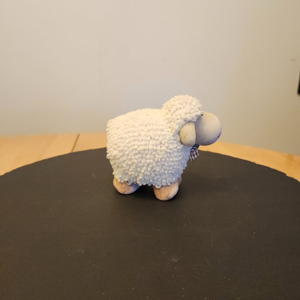 Fuzzy the Miniature Sheep, Decor - photo 3