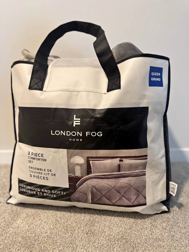 Queen London Fog Comforter Set