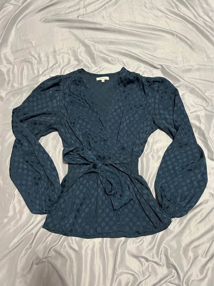 Blouses for sale - photo 4
