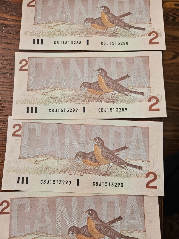 Mint 2$ Canadian dollar bill (1986) - photo 2