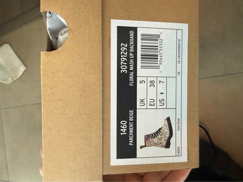Dr. Martens Floral Size 7 - photo 5