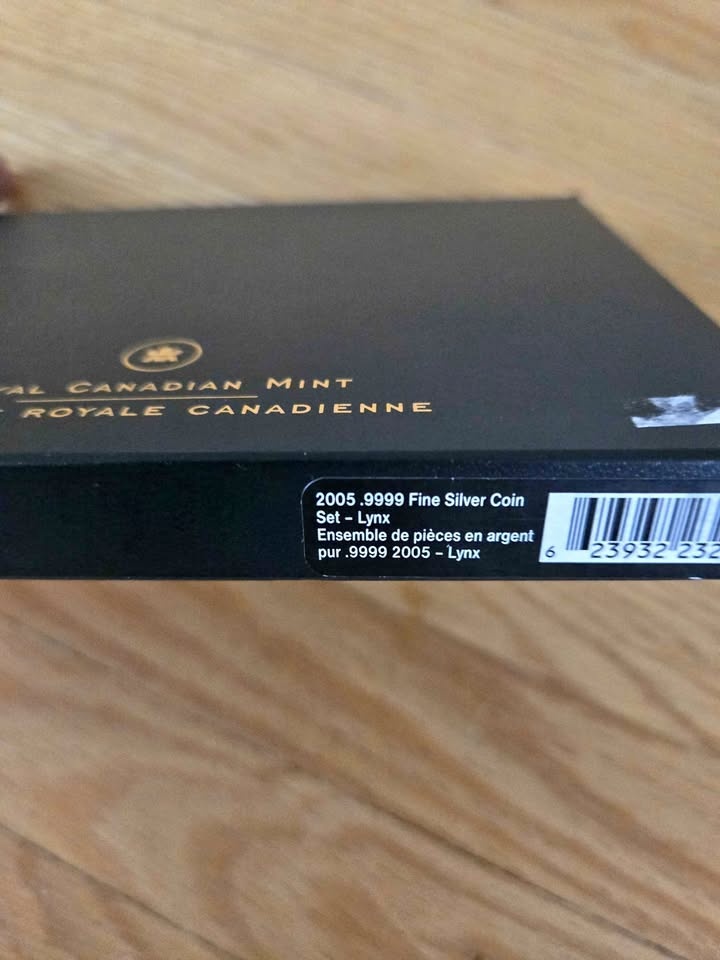 2005 Royal Canadian Mint .9999 Fine Silver Lynx Coin Set