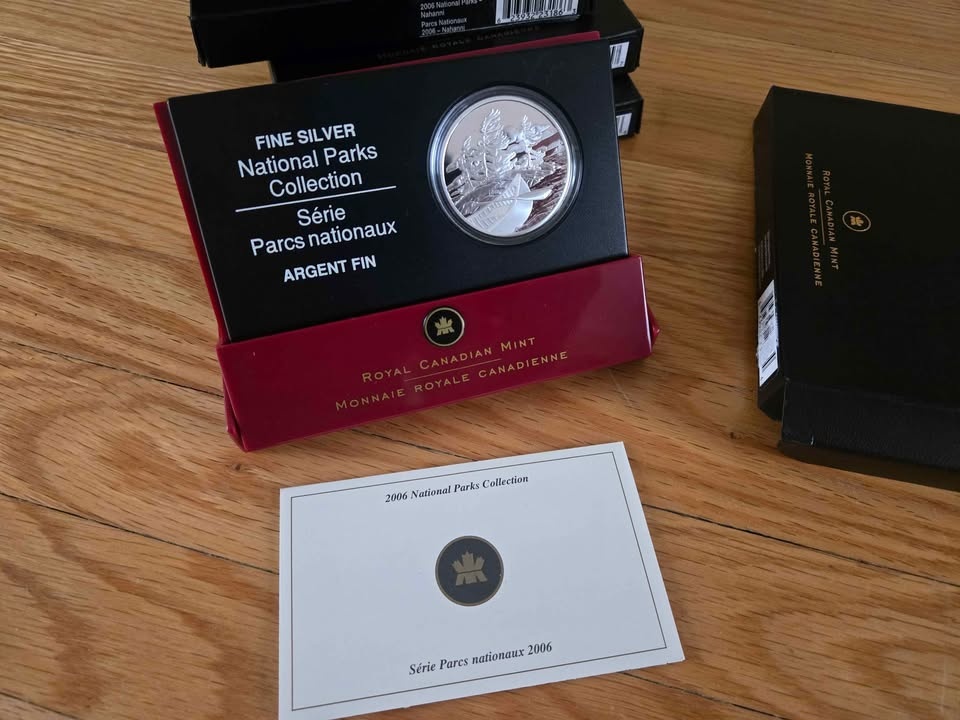 Royal Canadian Mint 2005-2006 National Parks Silver Coins - photo 2