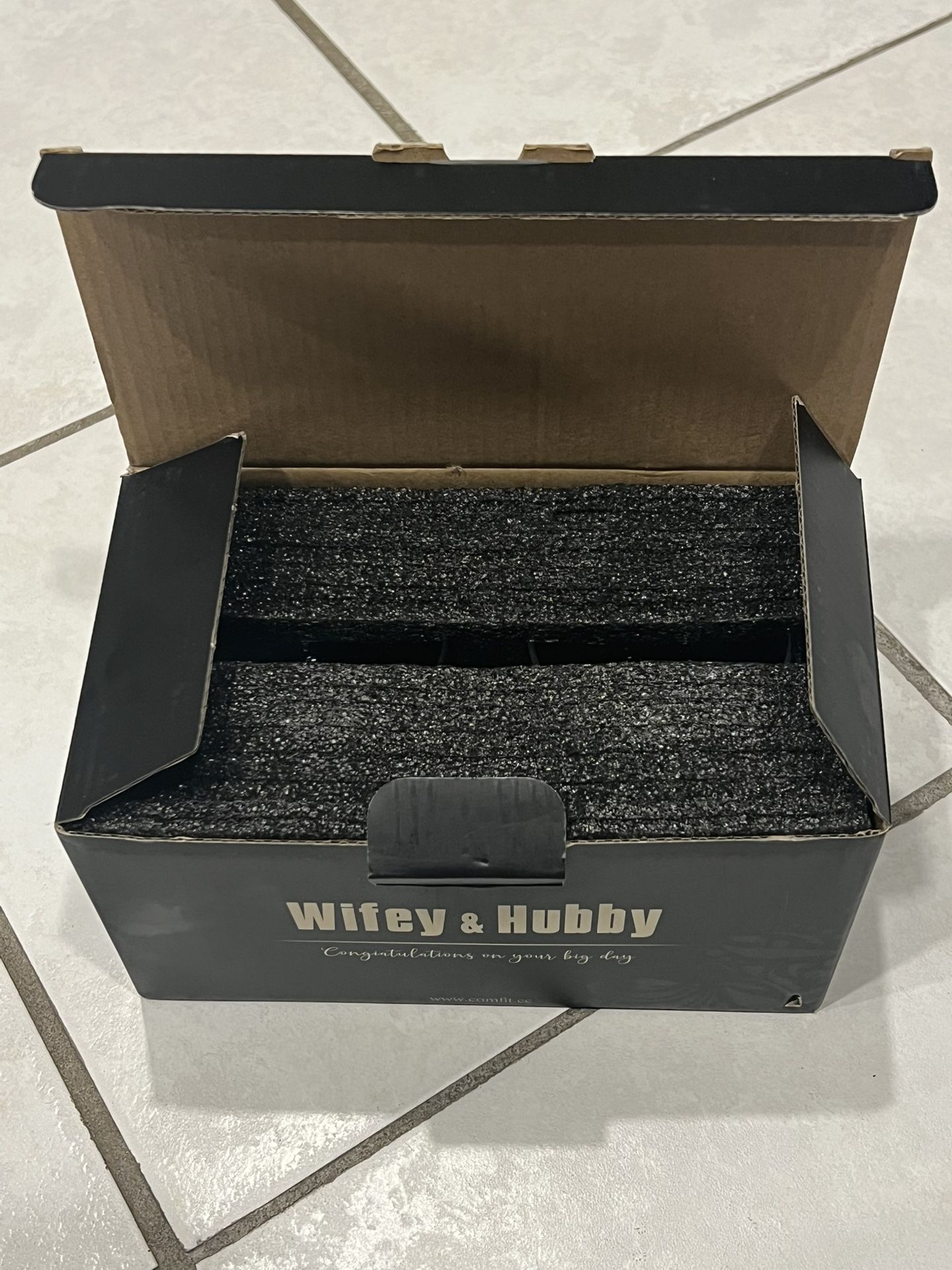 Hubby & Wifey Wine Glass Set - photo 3