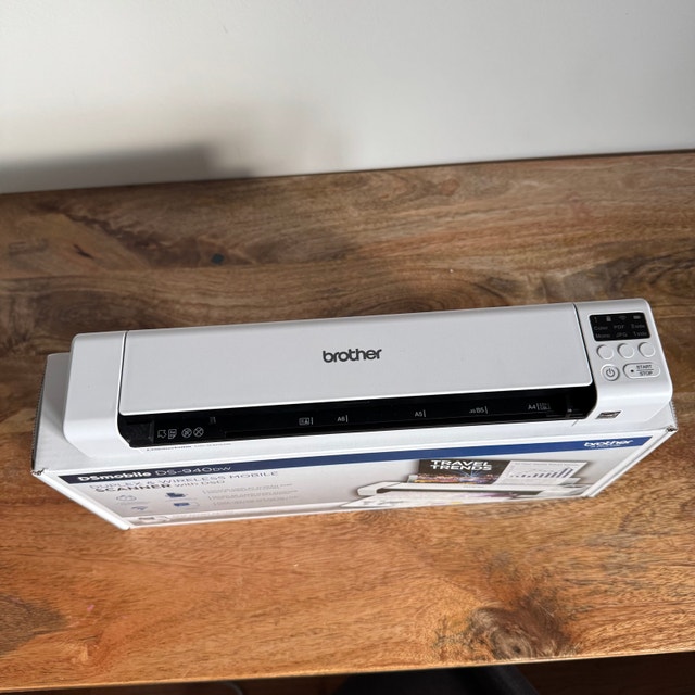Brother DS-940DW Duplex Wireless Mobile Scanner - photo 2