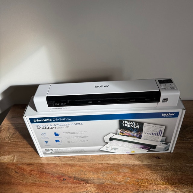 Brother DS-940DW Duplex Wireless Mobile Scanner - photo 4