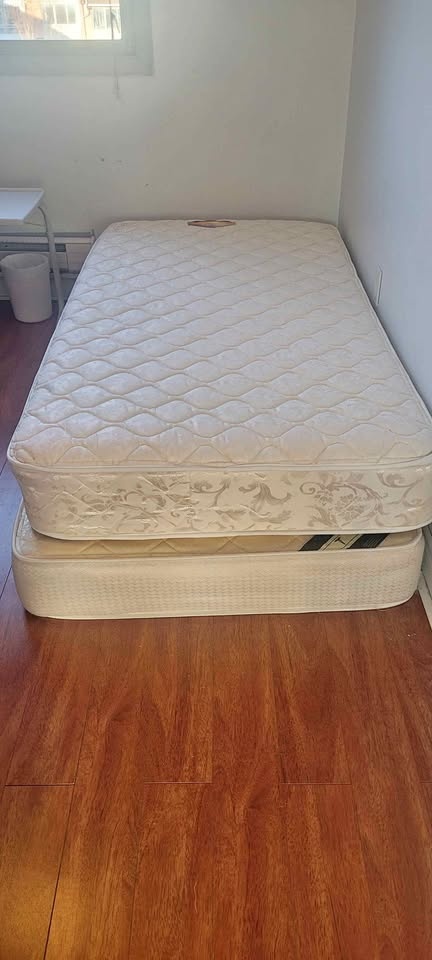 Single mattress
