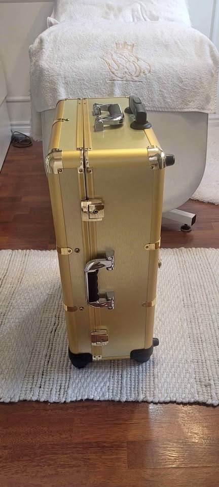 LED Light Makeup Box with Stand and Speakers
