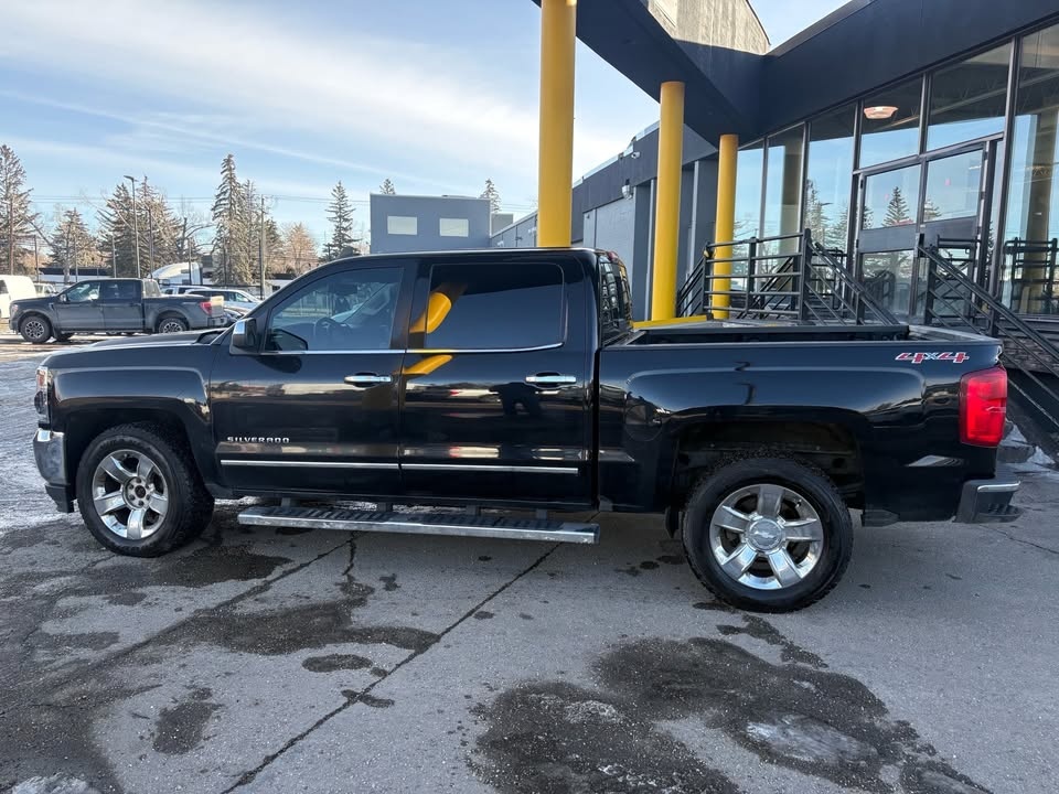 2017 Chevrolet Silverado 1500 LTZ 4WD Crew Cab - photo 2