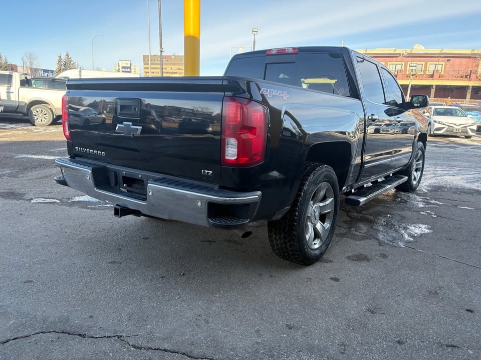 2017 Chevrolet Silverado 1500 LTZ 4WD Crew Cab - photo 4