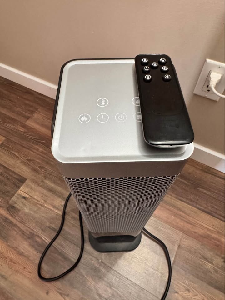 Ceramic Electric Heater with Thermostat - photo 5