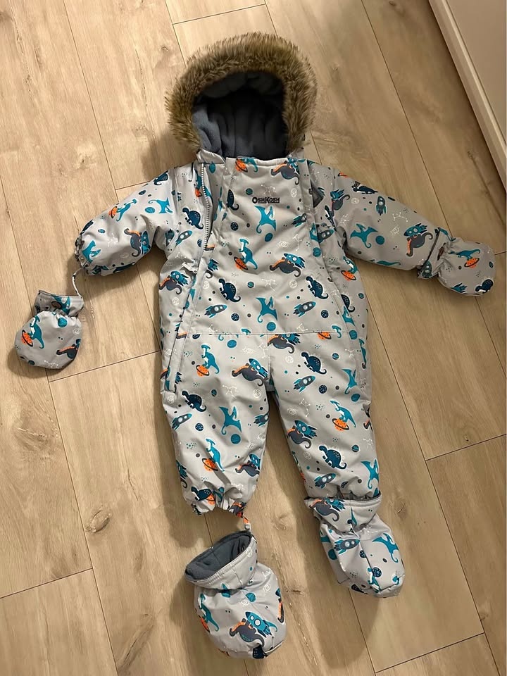 BRAND NEW Carter's Baby Sherpa-Lined Snowsuit – Never Worn