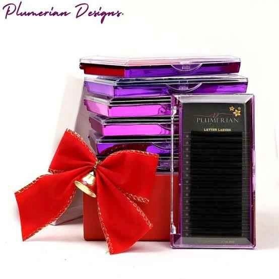 0.02 Super Mega Volume Lashes